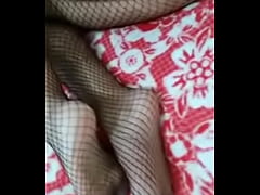 Play MP4 - Chica tv con pantimedias de red  negras