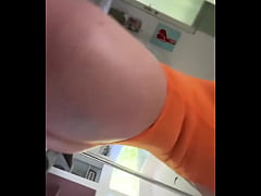 Play MP4 - Do you like me in orange&quest;  or maybe I should slip outta this&quest;