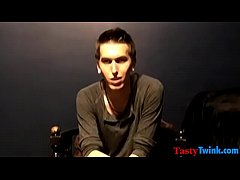 Play MP4 - Handsome solo twink with septum ring jerking off hard for us