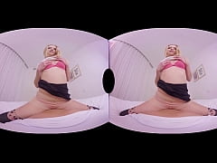 Play MP4 - VirtualRealPorn&period;com - New roommate