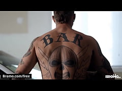Play MP4 - Tattoo Dude Fucks Another Dude - Bromo