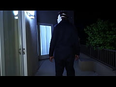 Play MP4 - Taming the Beast Mike is in the House