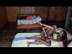 Play MP4 - Bastidores da grava&ccedil;&atilde;o com a novinha Alicia Ribeiro em um sitio infestado de ratos