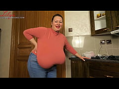 Play MP4 - Love my huge macromastia tits