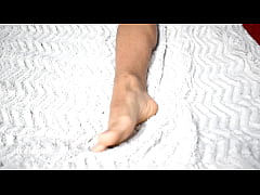 Play MP4 - a single foot for your pleasure