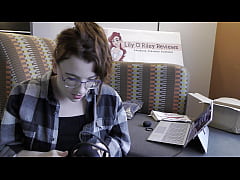 Play MP4 - NSFW Unboxing & Test of the Maya Ovipositor