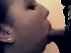 Play MP4 - Cute girlfriend blowjob