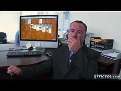 Play MP4 - Gays eat large amount of cum straight from cock and straight midget