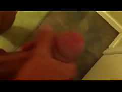 Play MP4 - Shootin a nut