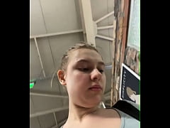 Play MP4 - The fitness trainer fucked me during a group training