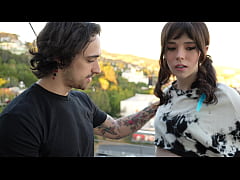 Play MP4 - Petite Emo Slut Knocked On the Wrong Door&period;&period; Lost T-girl Gets Fucked Silly