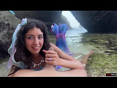 Play MP4 - Met a real Mermaid on an island and gave her legs to fuck&excl;