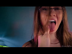 Play MP4 - My perfect naughty girl