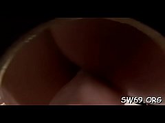 Play MP4 - Elegant sweetheart gives head