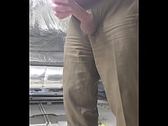 Play MP4 - Une envie soudaine&comma; je sors ma bite et je me branle