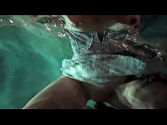 Play MP4 - slut fingering pussy in hot tub gets fucked in pool