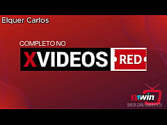 Play MP4 - Morena gostosa voltou pra casa desanimada e ganhou uma bela dedada da amiga de quarto que caiu de boca