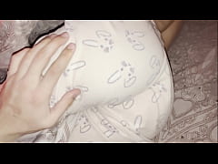 Play MP4 - He Wanted To Hide His Stepsister And Fucked Her Wet Pussy A Little And Came On Her Ass