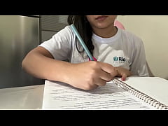 Play MP4 - Aluna do Rio mamando o professor particular na casa dele&comma; aluna dando aula de como chupar pau&period;