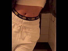 Play MP4 - What do my boxers say&quest;