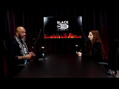 Play MP4 - Gosta de homens fortes&comma; 30cm &eacute; o tamanho do pau que te satisfaz&comma; j&aacute; broxou&comma; e sobre dar o cu&period;&period;&period; - Cintia Lara &lpar;WATCH ON&colon; SHEER&sol;RED&rpar;