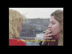 Play MP4 - well fell in love in october