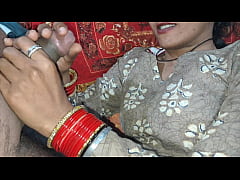 Play MP4 - Gaon Ki Garmi&colon; Kachche Ghar Ke Andar Chhupi Raatein