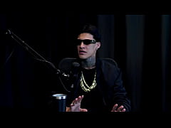 Play MP4 - Gravou uma suruba gay&comma; entrou no job por causa de um amigo da m&atilde;e&comma; e divulgava o trabalho nas ruas - Gabriell Rios &lpar;WATCH ON&colon; SHEER&sol;RED&rpar;