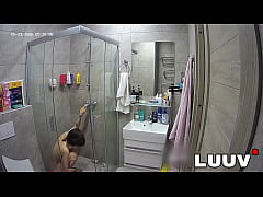 Play MP4 - LUUV&period; Sexy Kareflore films her homemade shower routine for her real show