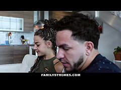 Play MP4 - Peter Green feeds Sloan Harper his big cock deep down her throat&excl;