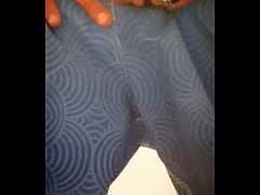 Play MP4 - Meada con pre-cum jugoso para vos&period;&period;&period;