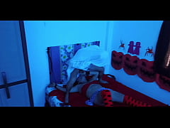 Play MP4 - UNA HISTORIA DE TERROR - el hombre de blanco &vert; Video porno de terror con tem&aacute;tica de Halloween-chupa una gran polla y termina follando