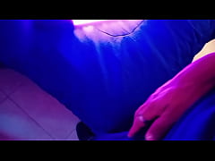 Play MP4 - El leggins roto ese chocho grande de la milf el CORNUDO MIRANDO COMO SU MUJER ME CHUPA LA VERGA CONPLETA