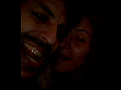 Play MP4 - Besos androyrena noche