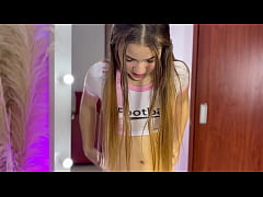 Play MP4 - Hermosa rubia modela lencer&iacute;a para ti - Majoblonde