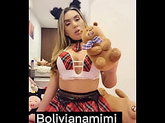 Play MP4 - Mira mi ursinho estudiante haciendo su tarea&period;&period;&period;&period; me dejo muy mojadita &quest;&quest; Video gratis en el link de este video