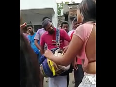 Play MP4 - sexy aunty dance part 2