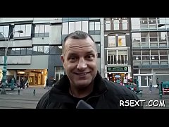 Play MP4 - Chap gets his dick sucked