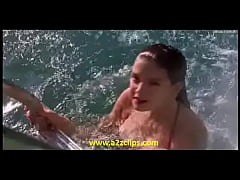 Play MP4 - 002 - Fast Times at Ridgemont High