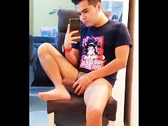 Play MP4 - Disfrutando del placer de la exploraci&oacute;n de mi cuerpo