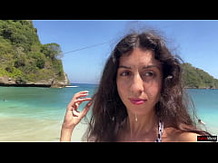Play MP4 - Walking with hot cum on my face on a public beach full of people - Cumwalk