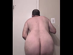 Play MP4 - PHILLY DELCO FAT ASS BIGGBUTT2XL TWERKING IN HIS BATHROOM