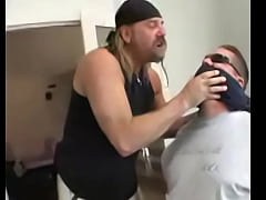 Play MP4 - Kat makes dad watch