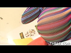 Play MP4 - Gorgeous babe is sucking males 3rd leg passionately