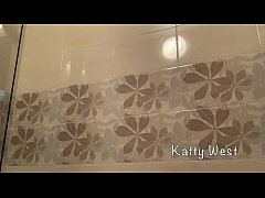 Play MP4 - brunette 18 yo fingering pussy in the shower and got real orgasm