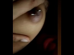 Play MP4 - PEITOS GOSTOSOS DA NOVINHA &commat;ALICEMILGRAAU VIDEOS COMPLETOS