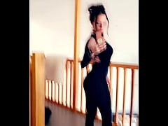 Play MP4 - De sortie ce soirEt vous &quest;