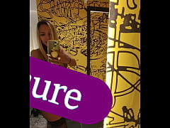 Play MP4 - Story public baise hard &comma; squirt de malade