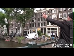 Play MP4 - Large titted wench takes the bone