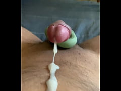 Play MP4 - Me masturbo y me corro con un juguete sexual